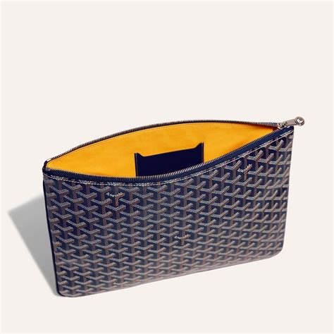 goyard senat pockets.